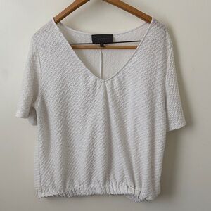 Anthropologie White Textured V-Neck Women's Top